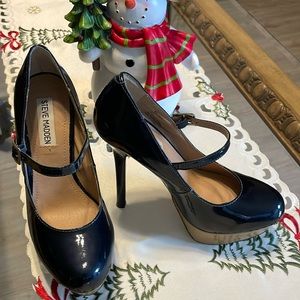 Steve Madden 5 1/2in heels, Blue, size 7M